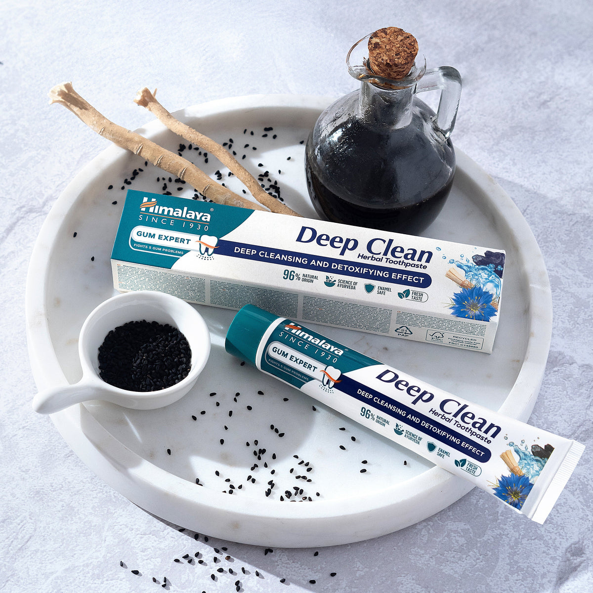Himalaya Gum Expert Deep Clean Herbal Toothpaste - 75 ml-1