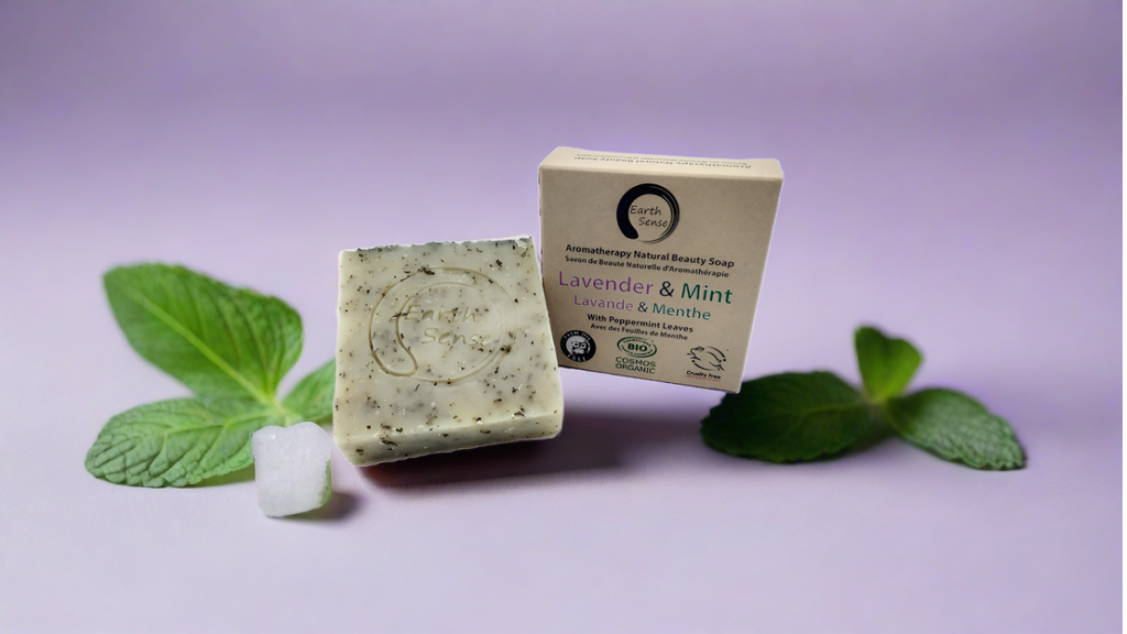 Savon solide bio certifié – Lavande & menthe avec feuilles de menthe – 90 g