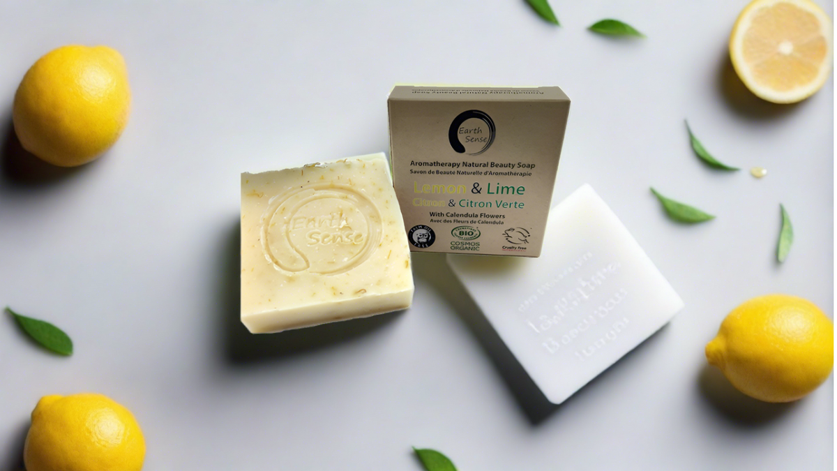 Savon solide bio certifié – Citron & citron vert avec fleurs de calendula – 90 g