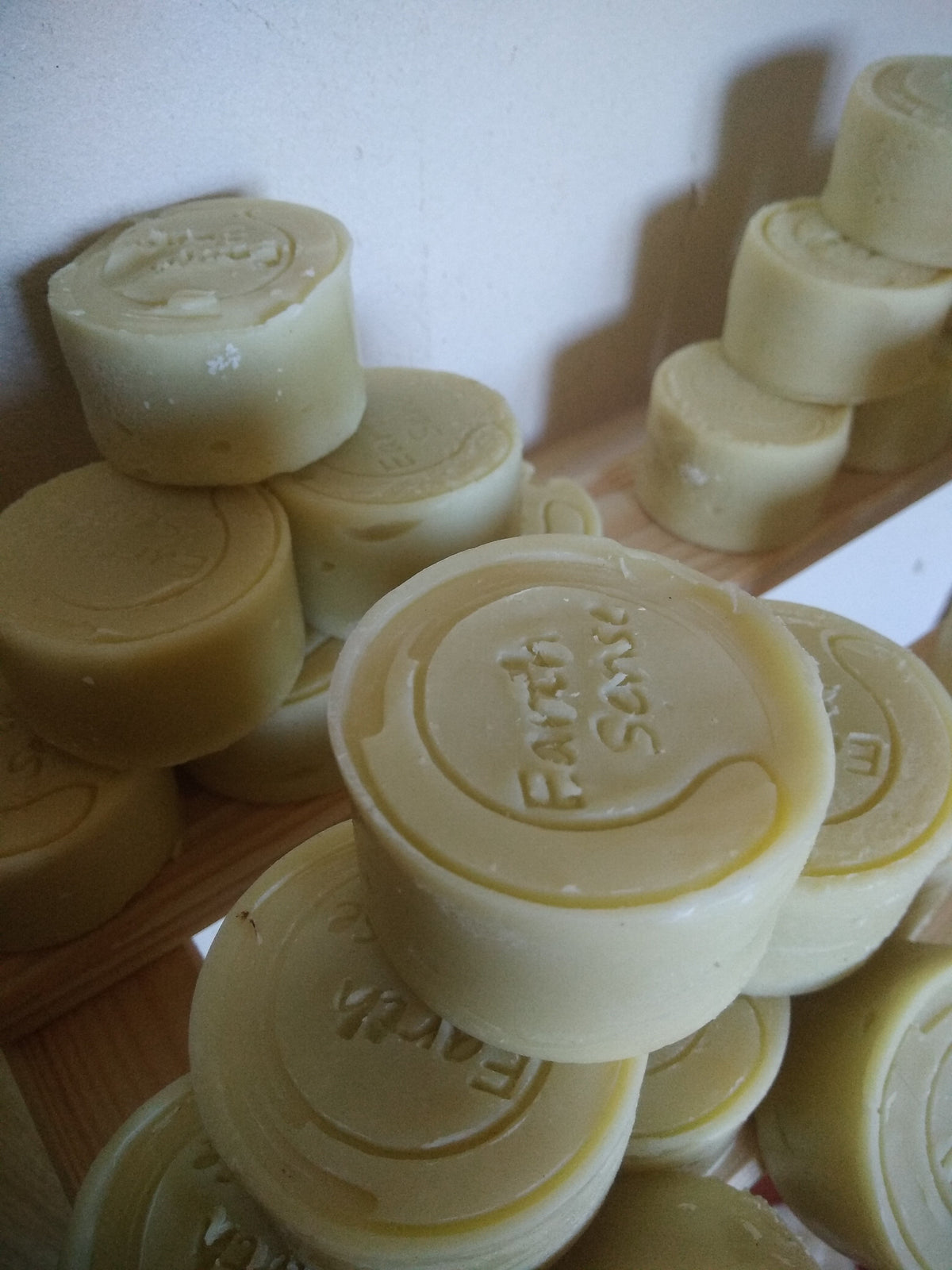 Organic Certified Balancing Solid Shampoo - Ylang Ylang - Normal & all Hair Types 60g-4